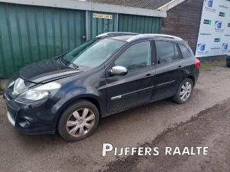 Uttjänta bilar auto Renault Clio Clio III Estate/Grandtour (KR), Combi, 2007 / 2014 1.2 16V TCE 100 2011/6