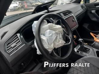 Volkswagen Tiguan Tiguan (AD1), SUV, 2016 / 2024 2.0 TDI 16V BlueMotion Technology SCR picture 17