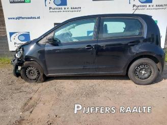 Vrakbiler auto Volkswagen Up! Up! (121), Hatchback, 2011 1.0 12V 60 2018/6