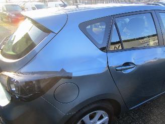 Mazda 3 1.6 Business picture 19