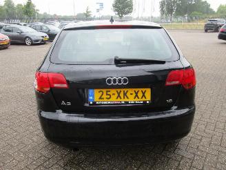 Audi A3 Sportback 1.6 FSI Attraction picture 4