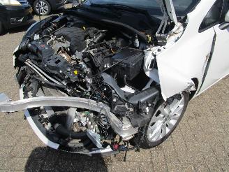 Opel Corsa-E 1.0 Turbo 120 Jaar Edition picture 18
