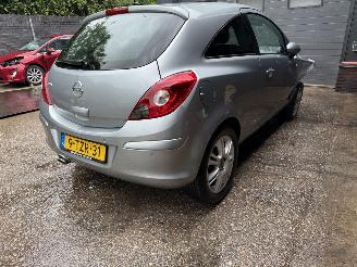 Opel Corsa 1.2-16V BlitZ  Hatchback 3-dr. picture 4