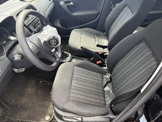 Volkswagen Polo 1.0 (Hatchback 5-dr.) picture 21