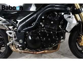 Triumph Speed Triple 1050 picture 12