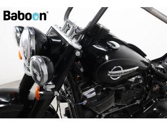 Harley-Davidson  FLHCS Softail Heritage Classic picture 23