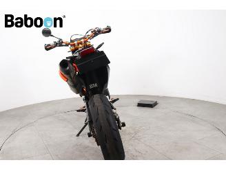 KTM 690 SMC  picture 3