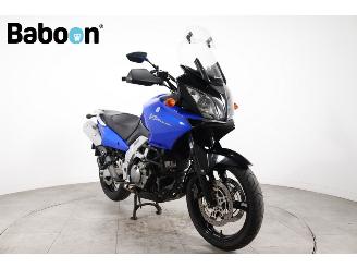 Suzuki DL 650 V-Strom picture 2