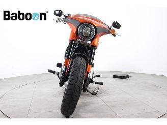 Harley-Davidson  FLSB Softail Sport Glide picture 3