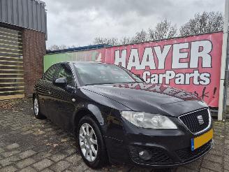 krockskadad bil auto Seat Exeo 2.0 TDI style 2009/5