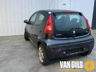 Peugeot 107 107, Hatchback, 2005 / 2014 1.0 12V picture 3