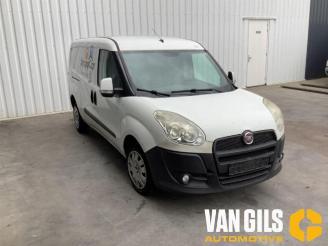 Vrakbiler auto Fiat Doblo Doblo Cargo (263), Van, 2010 1.3 MJ 16V DPF Euro 5 2013/9
