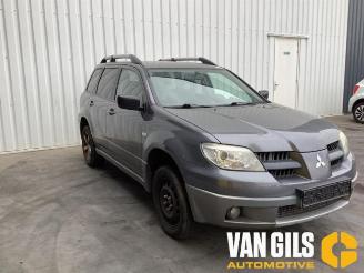 Mitsubishi Outlander Outlander (CU), SUV, 2001 / 2007 2.0 16V 4x2 picture 6