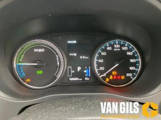 Mitsubishi Outlander Outlander (GF/GG), SUV, 2012 / 2022 2.0 16V PHEV 4x4 picture 24