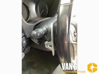 Mitsubishi Outlander Outlander (GF/GG), SUV, 2012 / 2022 2.0 16V PHEV 4x4 picture 16