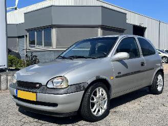 skadebil auto Opel Corsa 1.6i-16V GSi Cool 1999/10