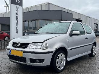 Auto incidentate Volkswagen Polo 1.4-16V Trendline 2000/1