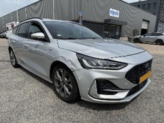 Ford Focus 1.0 EcoBoost Hybrid ST Line X picture 3