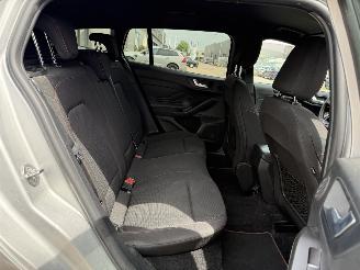 Ford Focus 1.0 EcoBoost Hybrid ST Line X picture 13