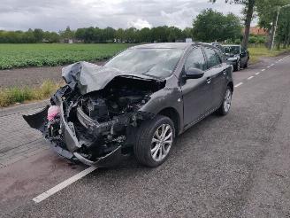 Mazda 3  picture 2