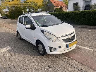 Voiture accidenté Chevrolet Spark 1.0-16V Bi-fuel 2011/5