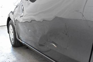 Toyota Yaris 1.0 VVT-i Aspiration picture 11