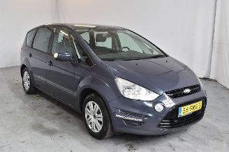 krockskadad bil auto Ford S-Max 1.6 EcoB. Tr. Bns7p. 2011/11
