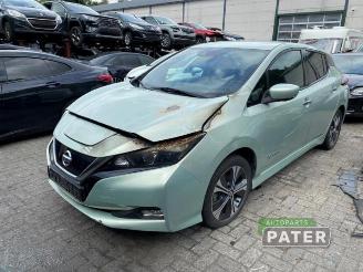 Coche siniestrado Nissan Leaf Leaf (ZE1), Hatchback, 2017 39/40kWh 2018/5