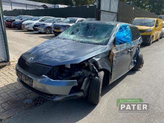 Uttjänta bilar auto Skoda Fabia Fabia III (NJ3), Hatchback 5-drs, 2014 / 2021 1.0 12V 2017/8