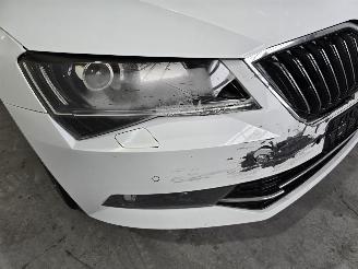 Skoda Superb 1.6 TDI Ambition Bns picture 13