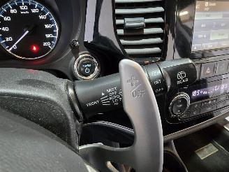 Mitsubishi Outlander 2.0 PHEV Intense + picture 34