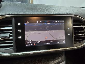 Peugeot 308 1.2 PureTech Blue Lease picture 29