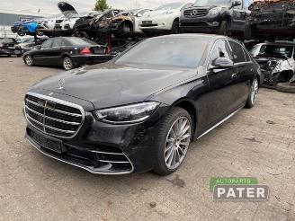 Salvage car Mercedes S-klasse S Lang (V223), Sedan, 2020 3.0 S-350d 2023/2