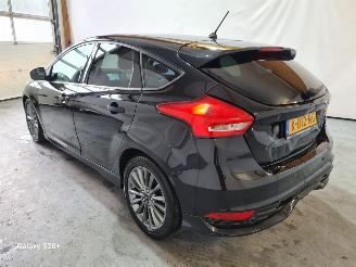 Ford Focus 1.0 Lease Edition picture 8