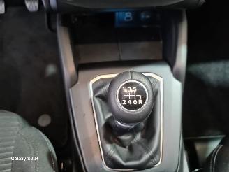 Ford Focus 1.0 EBH Titanium picture 16
