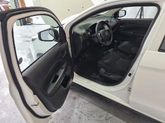 Mitsubishi Space-star 1.2 Cool+ picture 16