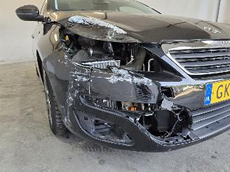 Peugeot 308 1.2 PureTech Style picture 11