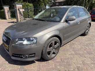 skadebil auto Audi A3 1.2 TFSI Attraction 2010/10