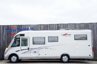 Vaurioauto  campers Carthago  Chic C-line Satteliet Solar Hefbed Vast bed Kachel 109KW Euro 5 2013/4