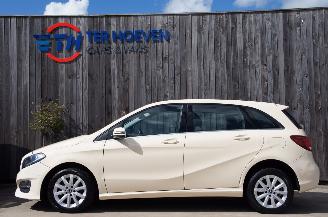 škoda osobní automobily Mercedes B-klasse B180D Airco Navi Cruise Stoelverwarming BAK Kapot! 80KW Euro 6 2018/3