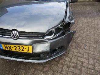 Volkswagen Polo 1.0 First Edition drs picture 11