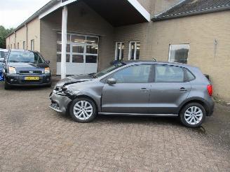 Volkswagen Polo 1.0 First Edition drs picture 4
