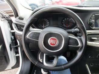 Fiat Tipo Stationwagon 1.4 Street picture 18