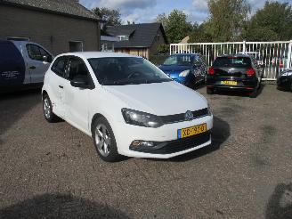 skadebil auto Volkswagen Polo 1.0 EasyLine AIRCO 2014/10
