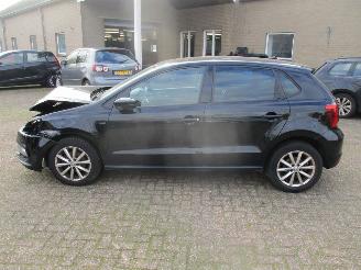 Volkswagen Polo 1.2 TSI Highline 5drs Aut picture 4