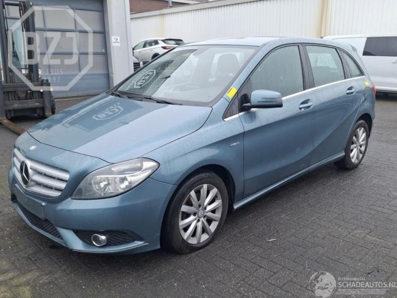 Mercedes B-klasse B (W246), Hatchback, 2011 / 2018 1.8 B-180 CDI BlueEFFICIENCY 16V