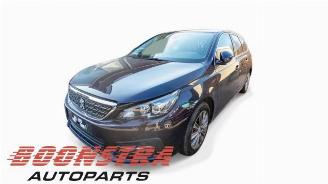 Auto da rottamare Peugeot 308 308 SW (L4/L9/LC/LJ/LR), Combi 5-drs, 2014 / 2021 1.2 12V e-THP PureTech 110 2020/7