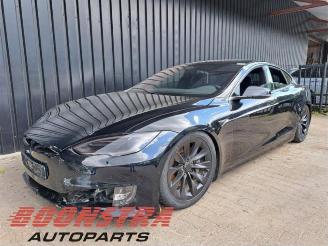 Uttjänta bilar auto Tesla Model S Model S, Liftback, 2012 75D 2018/11