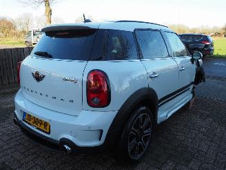 Mini Countryman 1.6 S JWC pakket Cooper Chili picture 4