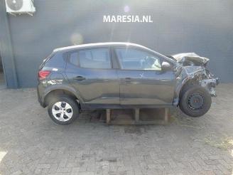 Vrakbiler auto Dacia Sandero Sandero III, Hatchback, 2021 1.0 SCe 65 12V 2022/8